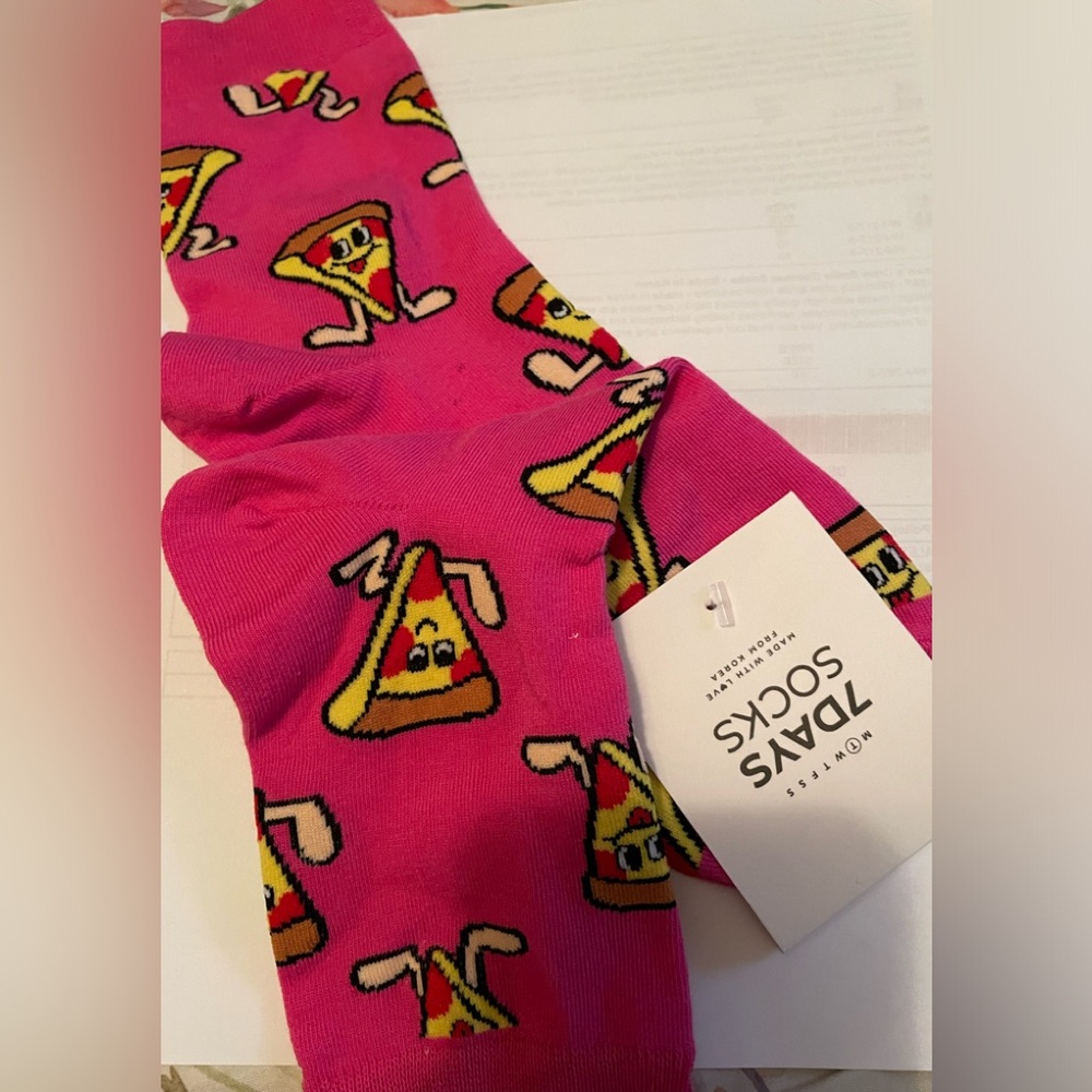 Pizza 🍕 Socks - Picture 3 of 3